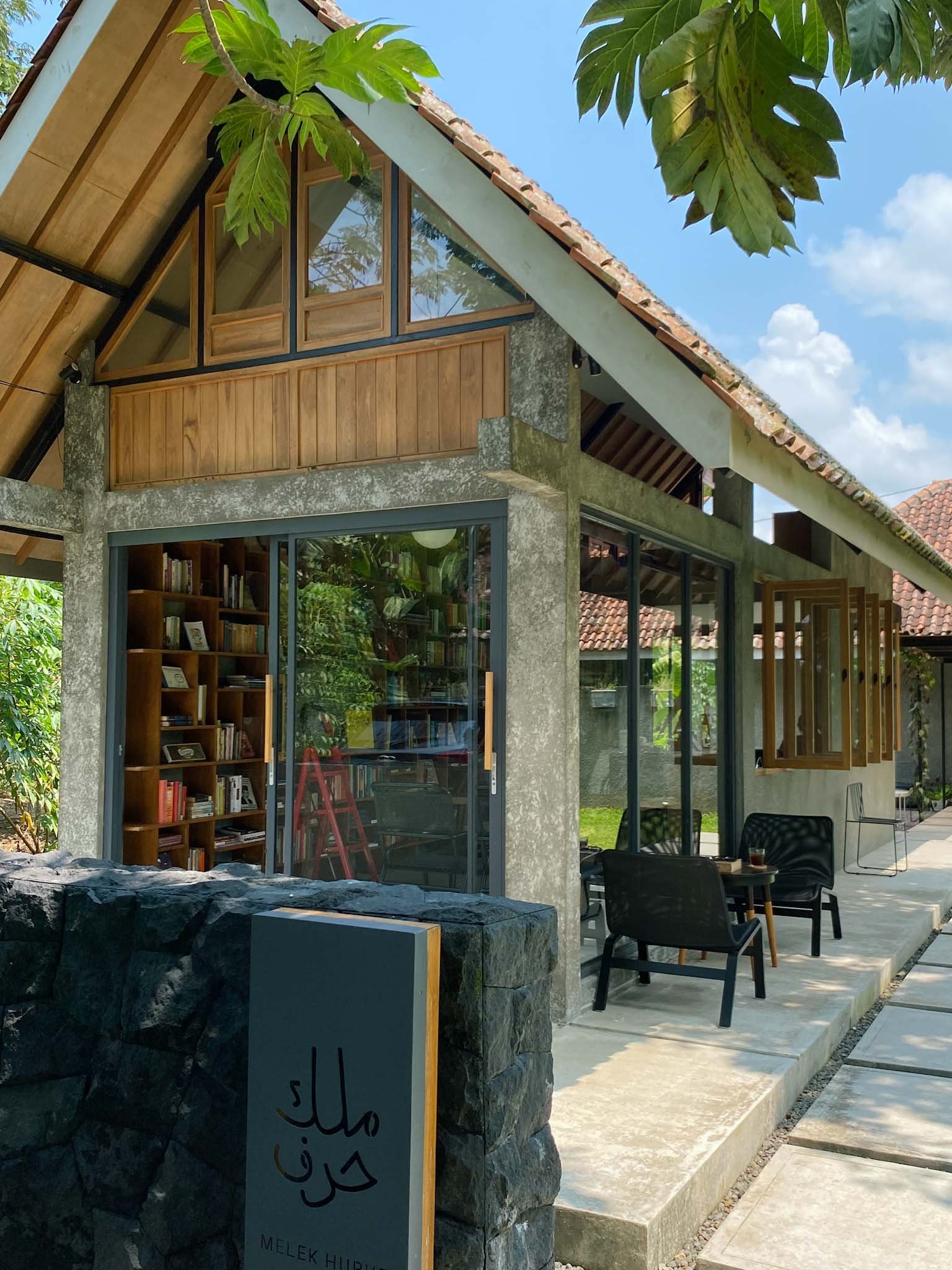 Melek Huruf Borobudur